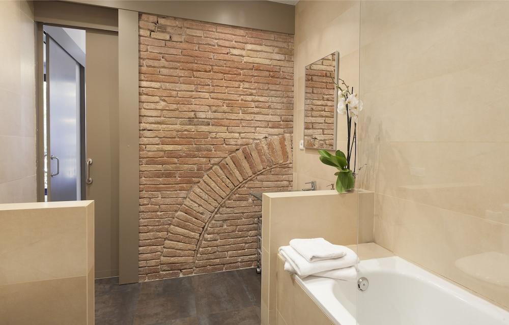 Easy Sleep Gaudi Terrace Appartamento *